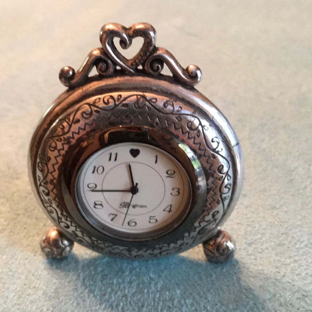Brighton “Memphis Etched Clock’